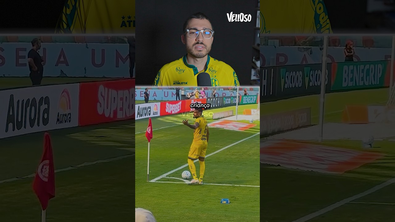 Leitura labial do Reinaldo x Pai e Filho torcedores do Internacional.