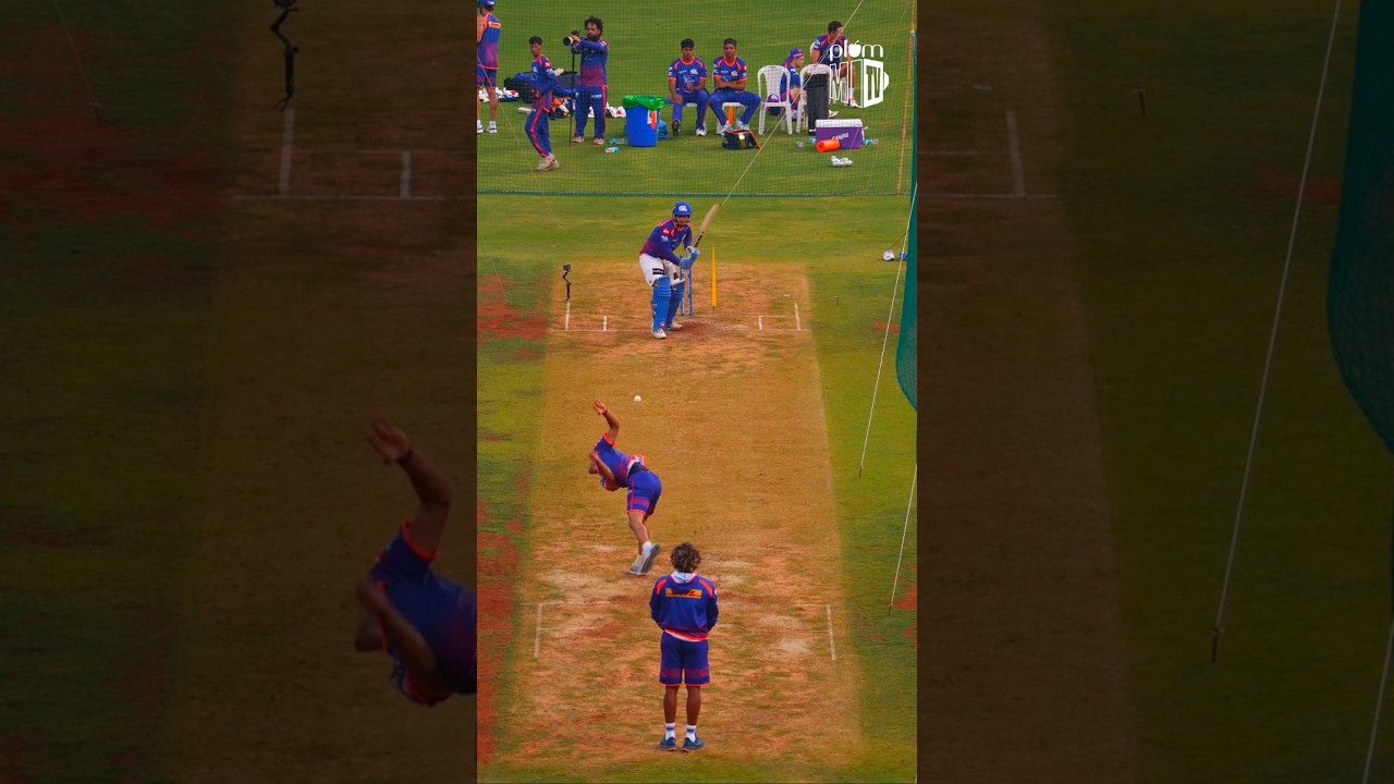 Shot so good, you'll have to play it twice or... thrice! 💙💥 | #MumbaiIndians #OneFamily