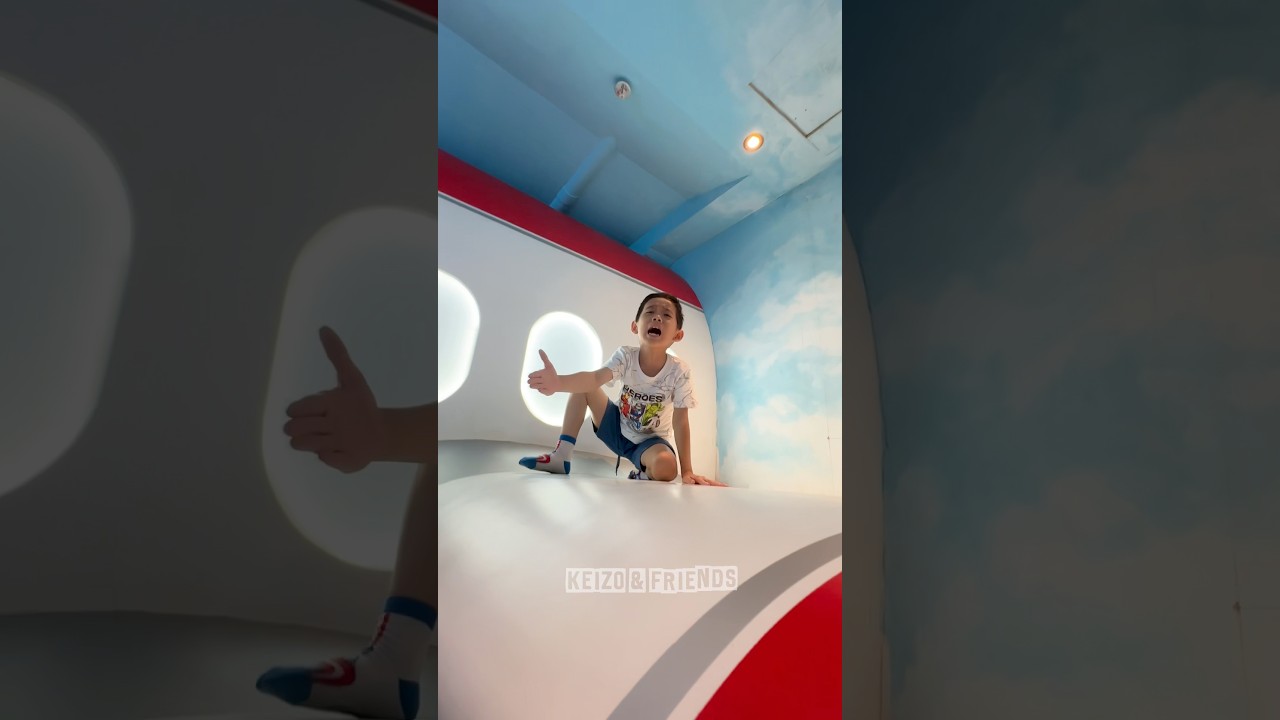 Keizo nangis hampir jatuh dari sayap pesawat⁉️