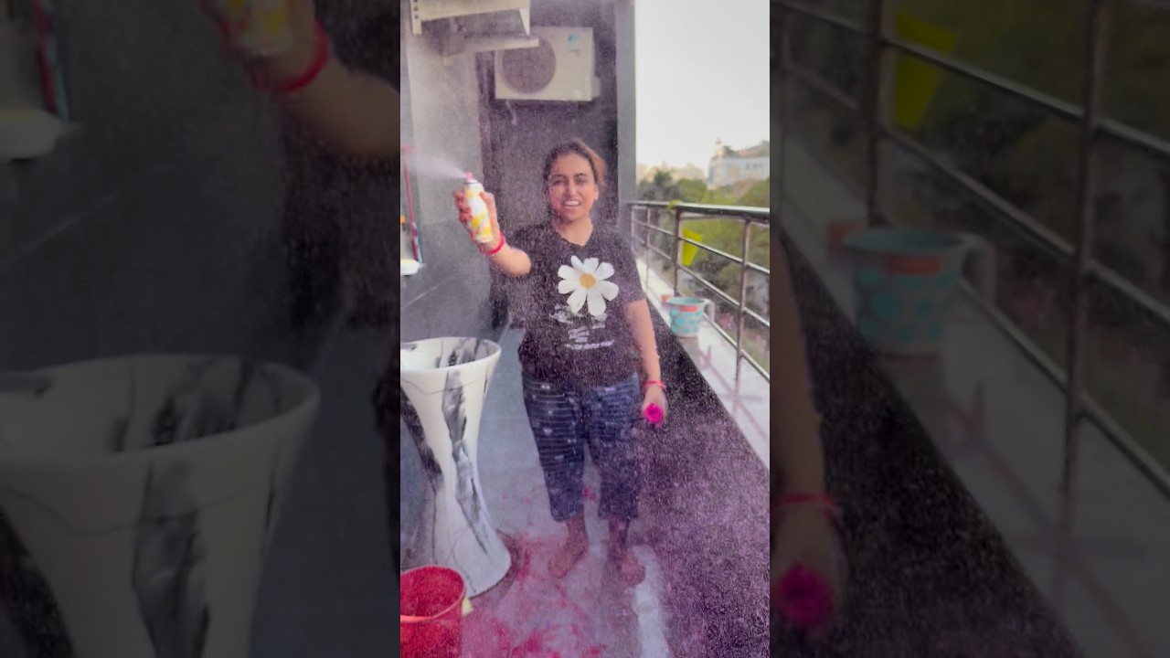 Aaj blue hai pani pani #gauravaroravlogs #youtubeshorts #shorts