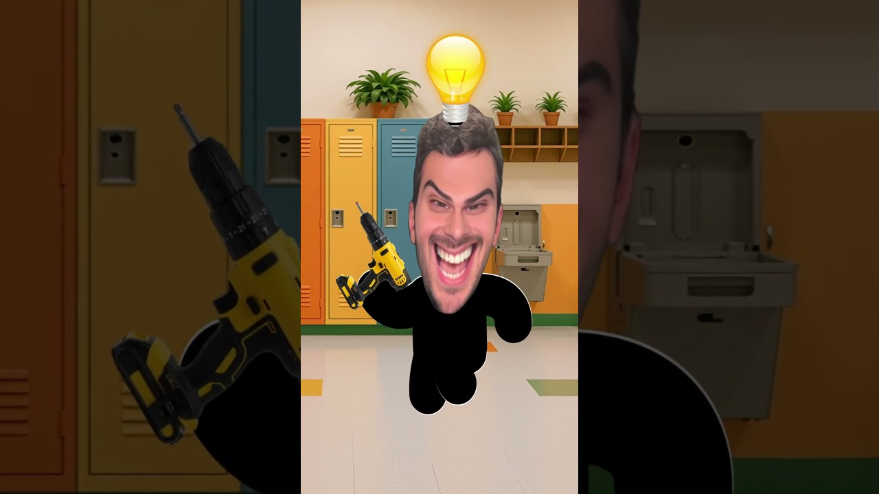 Menino quebrou a porta 😅