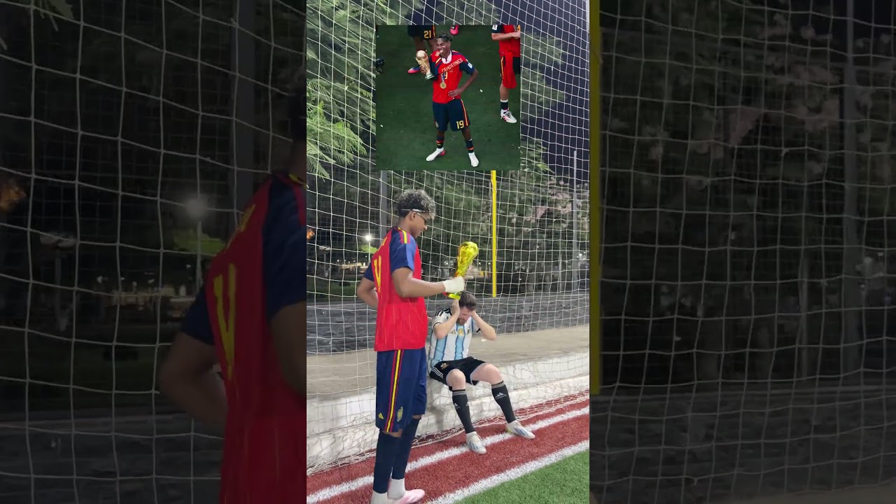 لامين يامال يحتفل ب كأس العالم امام ميسي وحزن ميسي في الملعب😳😳🔥