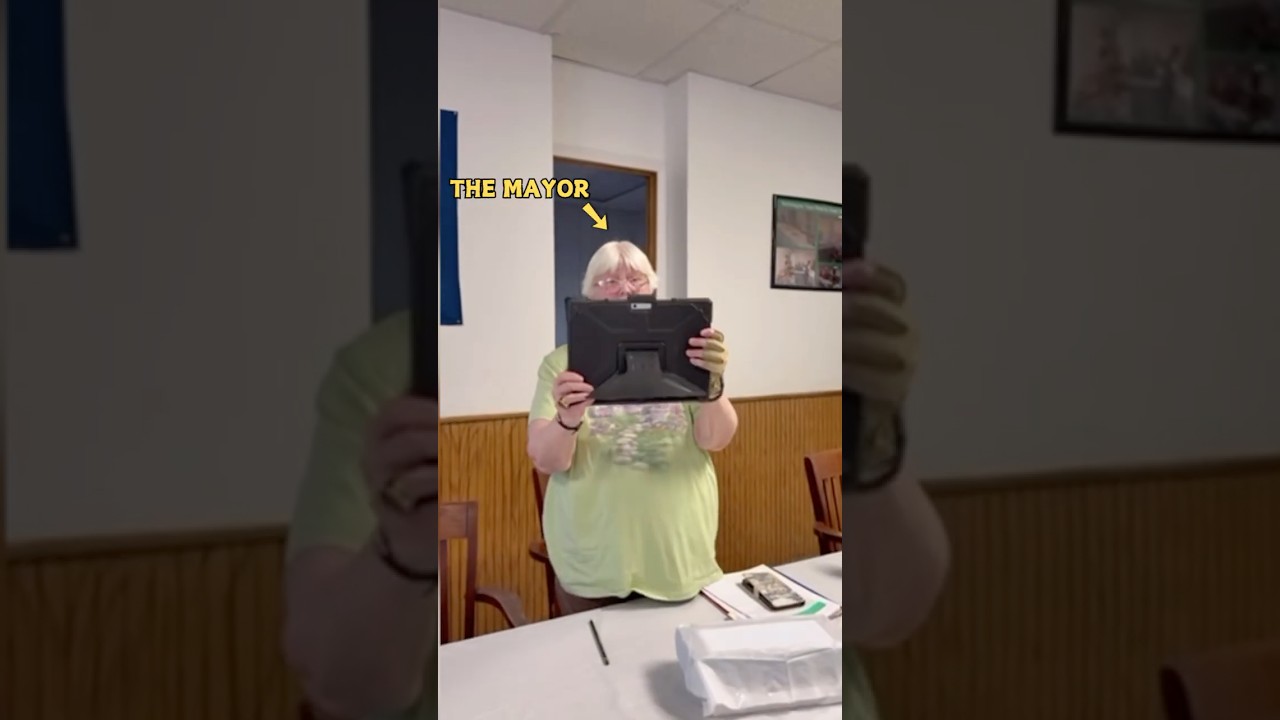 Content Creator Confronts Mayor, Gets Arrested