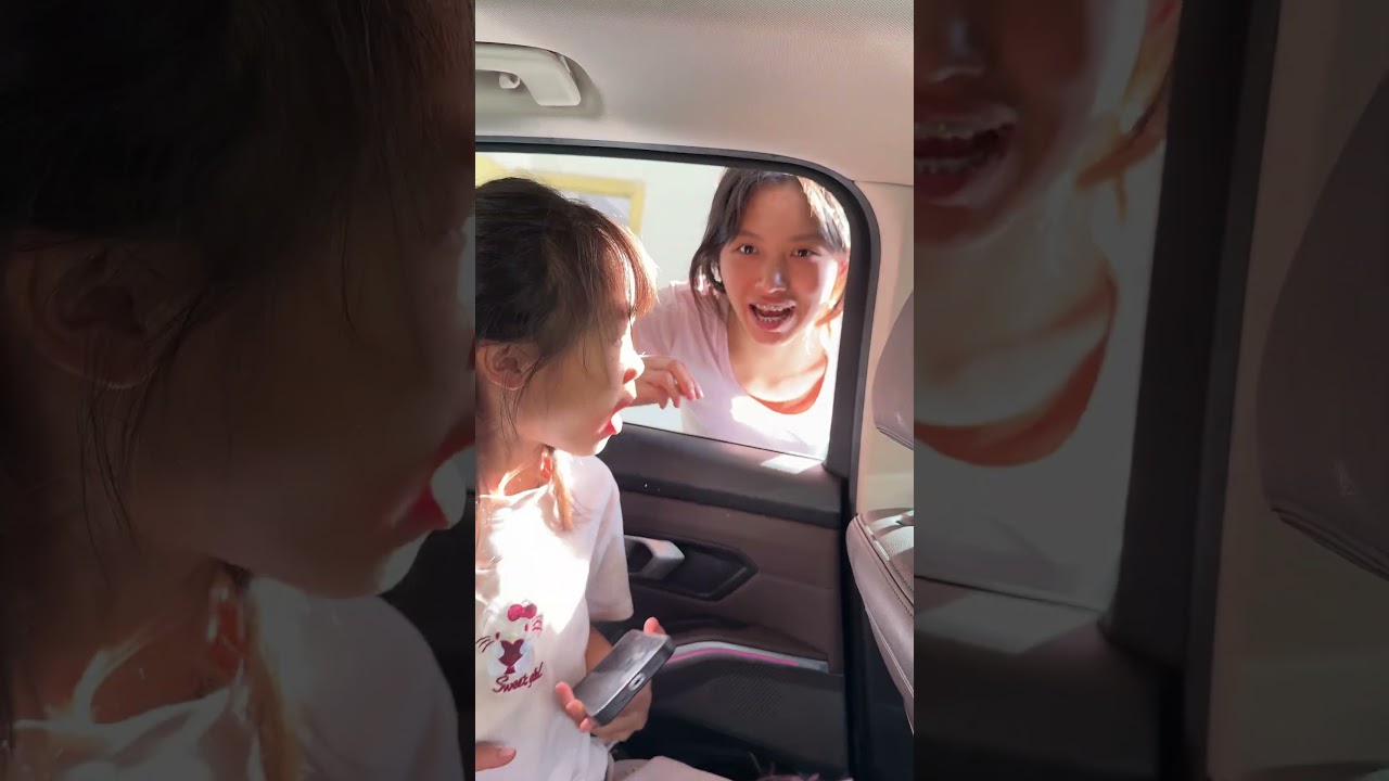 Non‑obstructive view, 2‑in‑1 car stand for storage and entertainment #creative #viral #shorts