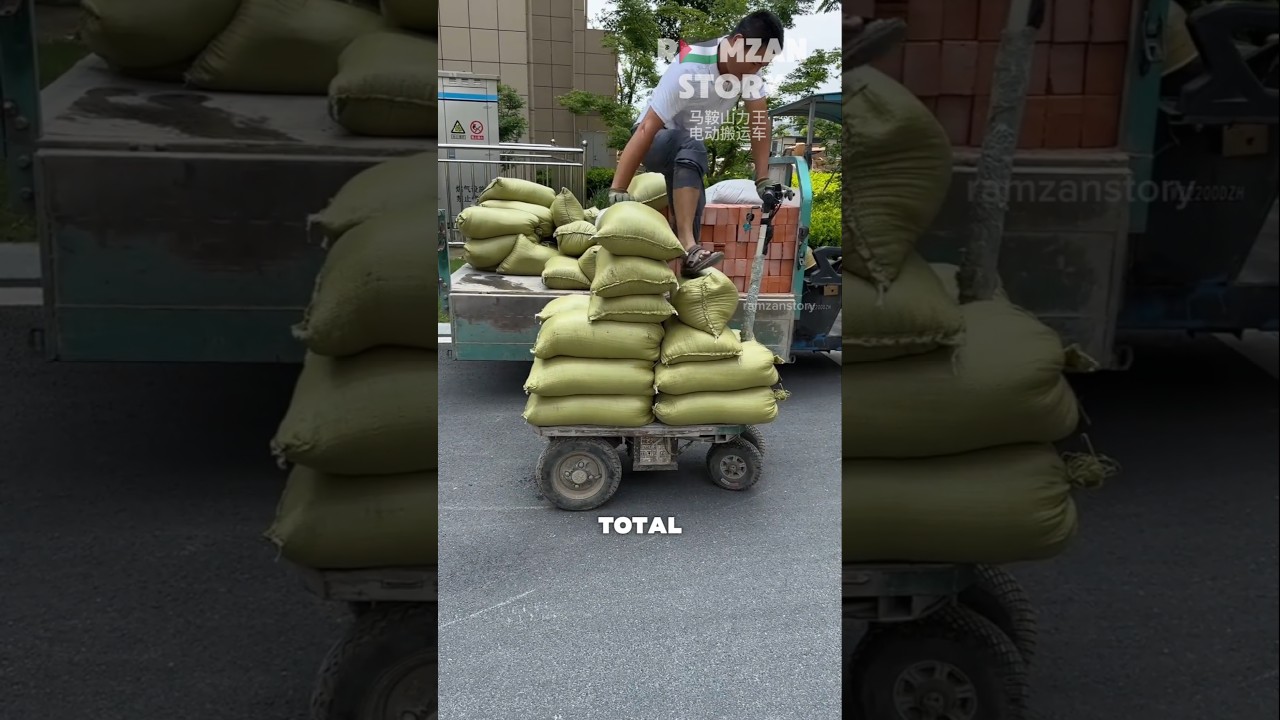 Trik Pekerja Cina Angkut Material