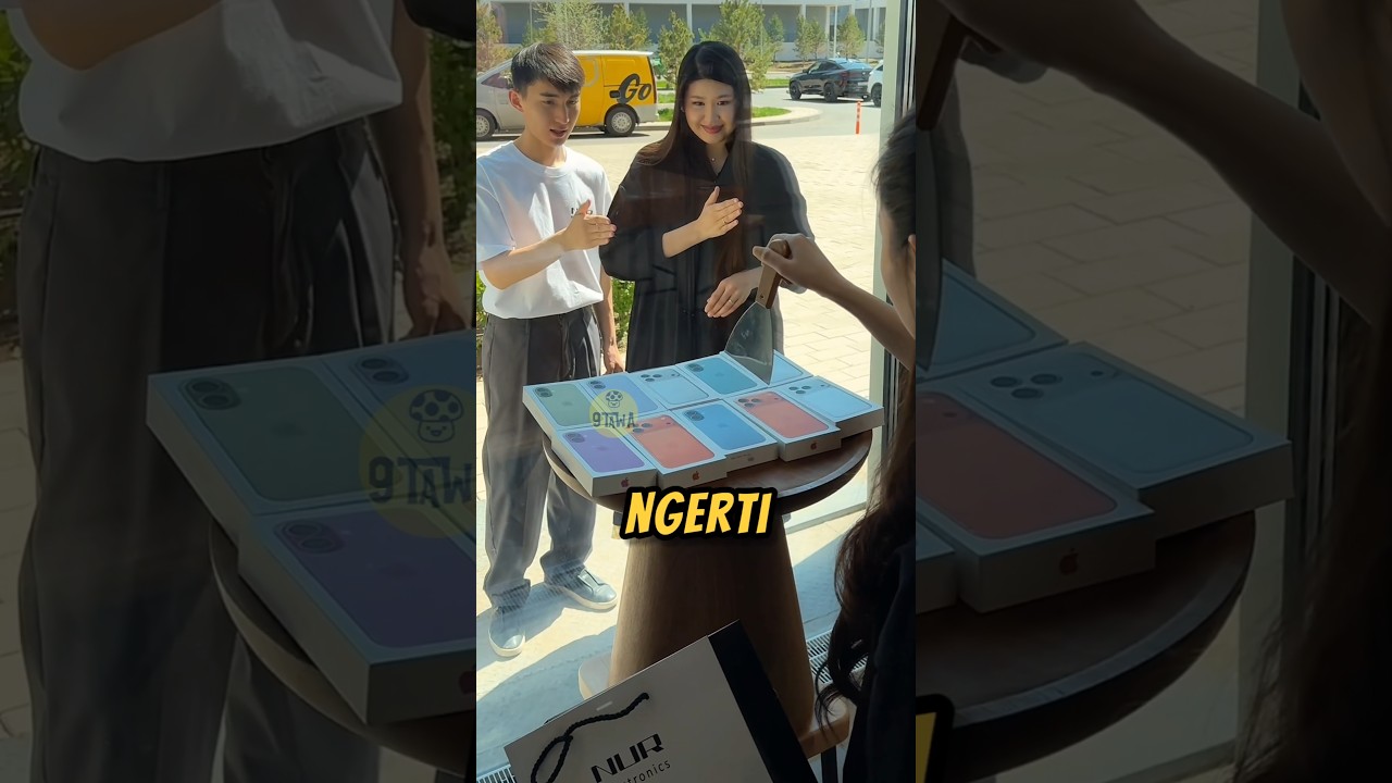 BELI IPHONE Serasa Kaya BELI KUE‼️😂#lucu #iphone #videoviral