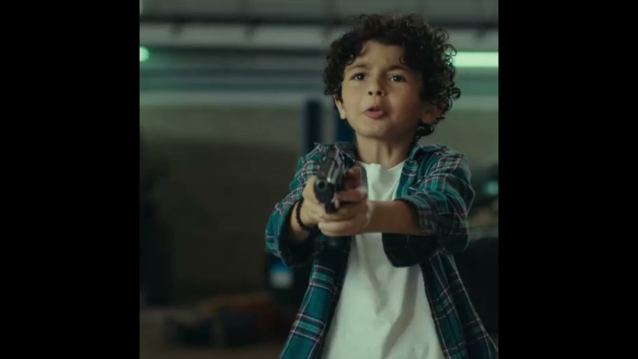 قاعد اقولك يابن اللعيبة يابن اللعيبة🤦🏻‍♂️