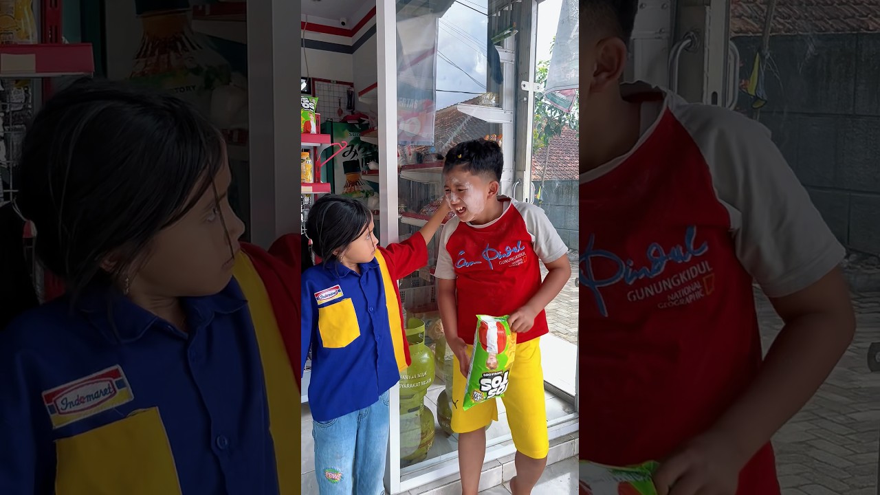 Adik nono di jewer, Gara Gara Nyumputin Jajan 😂😂