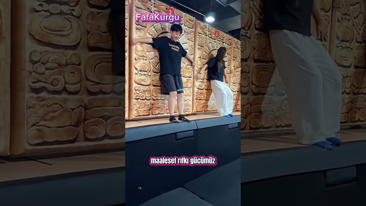 Ailecek EĞLENCE merkezine gitmişizdir😂