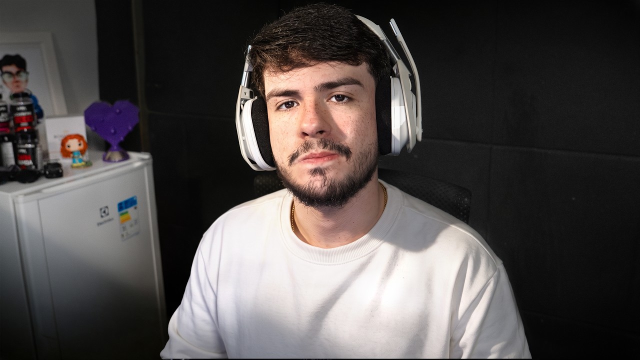 EU TENHO UM GRANDE ANÚNCIO.