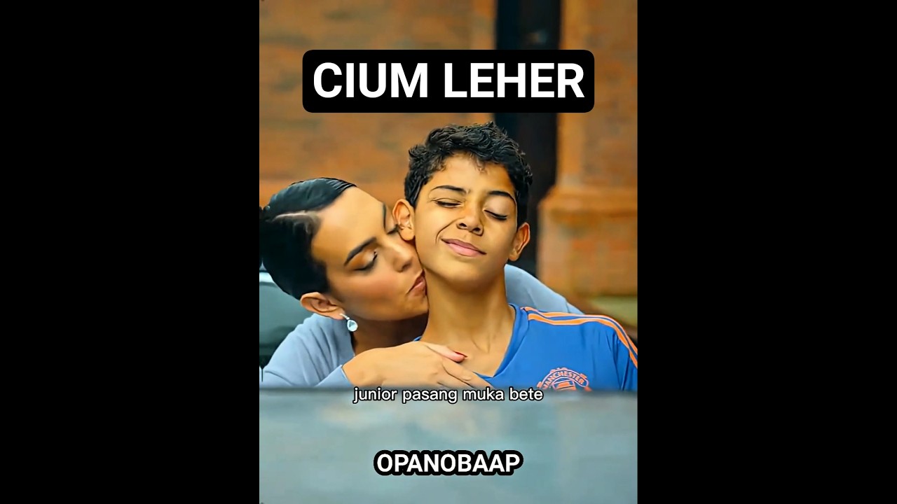 Ronaldo Junior Tidak suka di Cium 😱