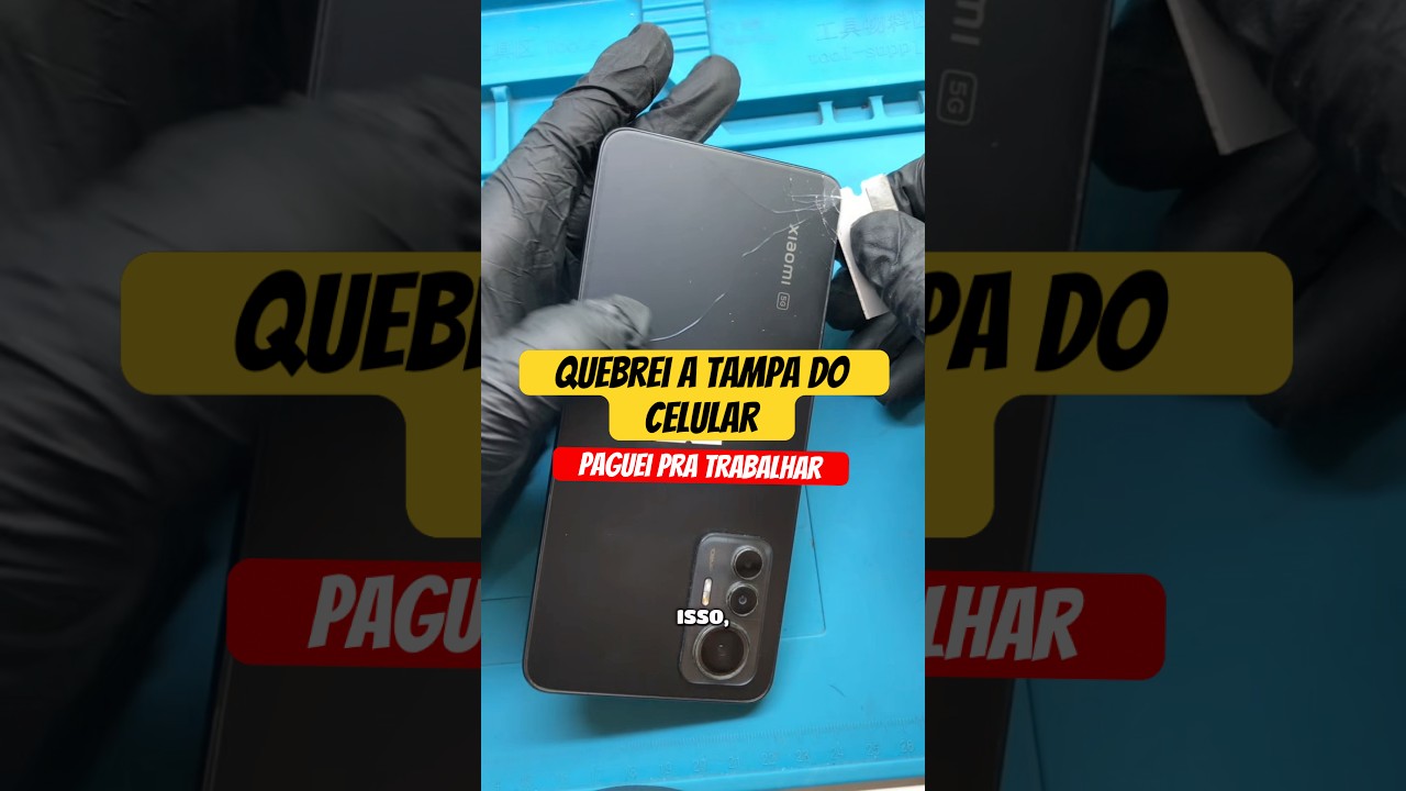 Quebrei a tampa do celular do cliente #conserto #assistenciatecnica #prejuizo #tecnologia #celular