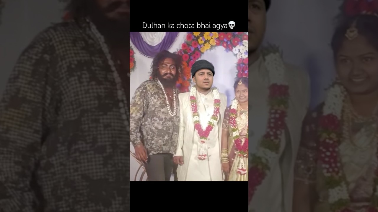 Fielding set kri gyi hai🥲 #weddingday #badmash #gangster #funnyshorts #vikasrwt07 #shortsvideo