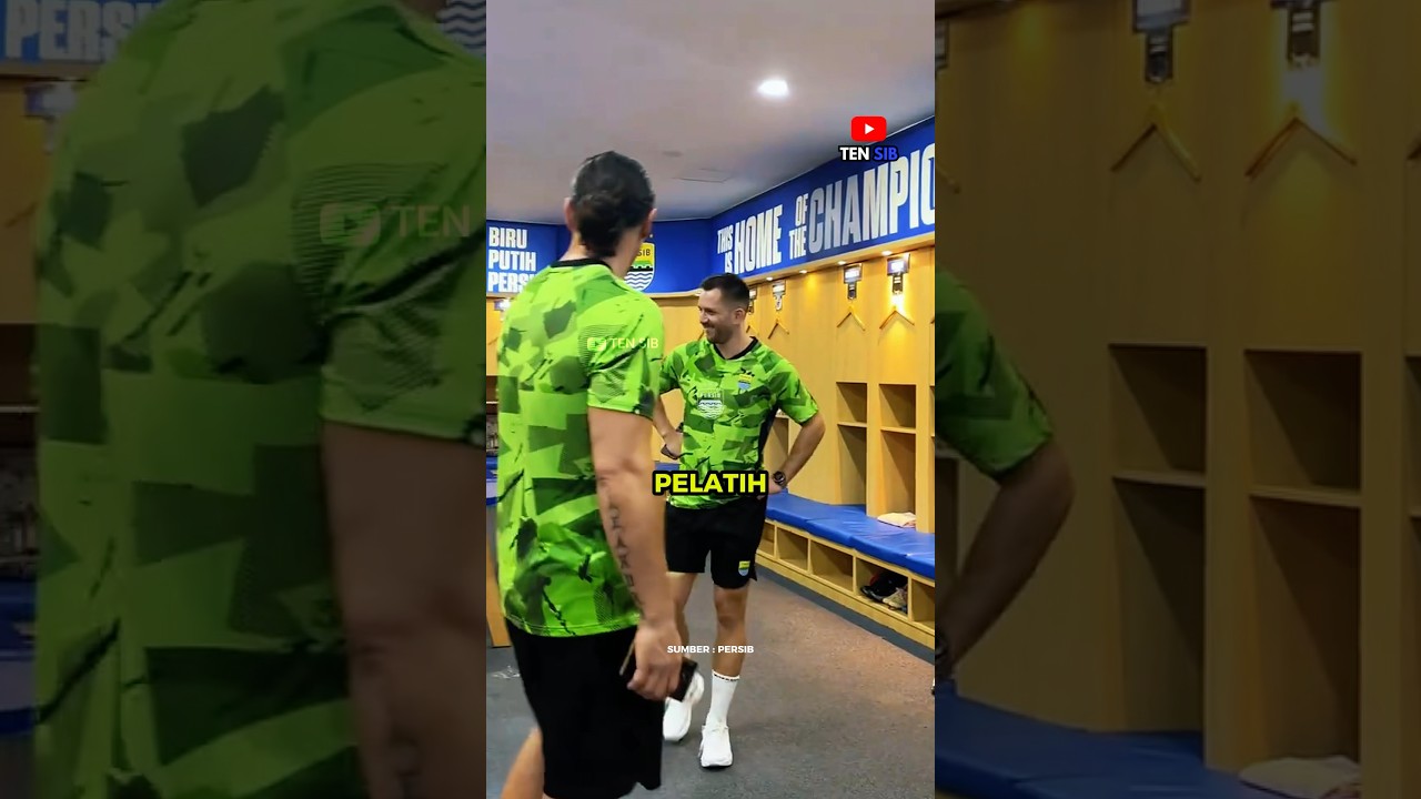 Kagum dengan Ruang Ganti Persib! 🤩 Adam Alis Spill Satu Kode?👀