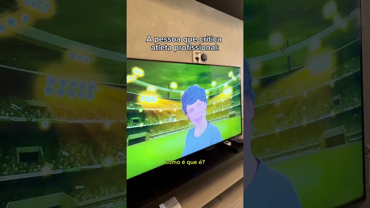 A pessoa que critica atleta profissional: