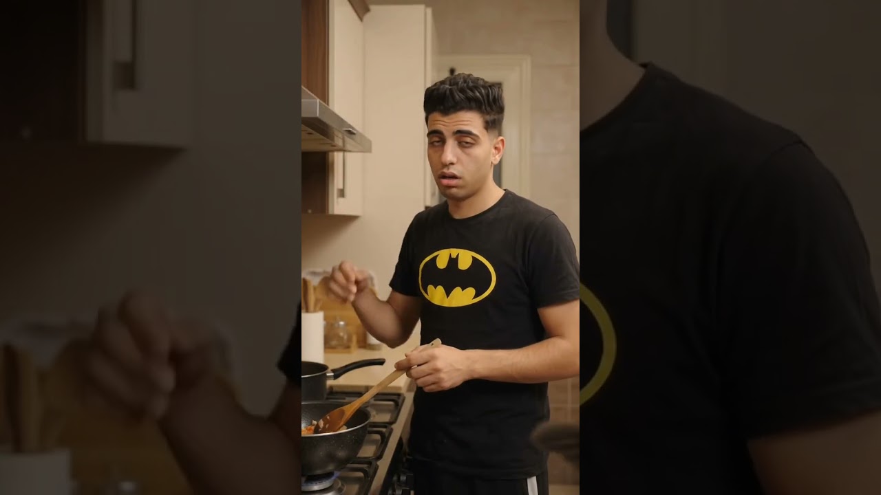 ممدوح هيطبخ 😂😂