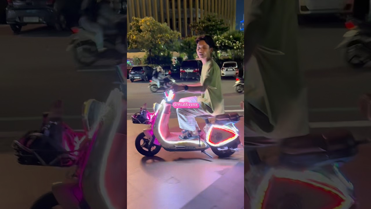 SEPEDA LISTRIKNYA SI IGUN ADA LAMPUNYA