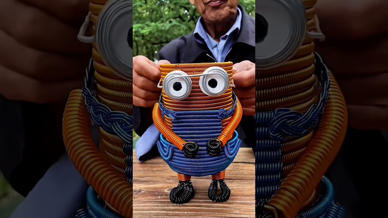 Membuat kotak pensil untuk putrinya 😍🥰