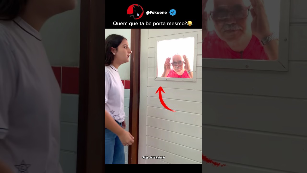 QUEM TA NA PORTA?? 😂 #humor