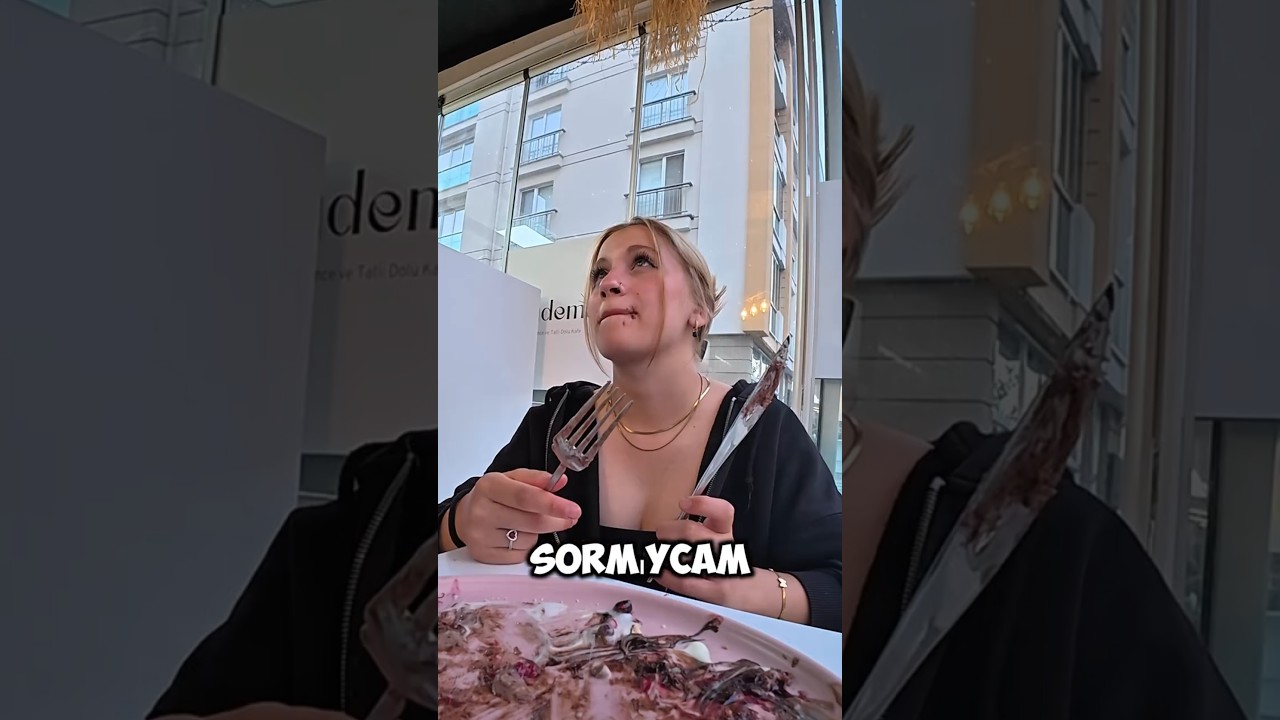 çikolata krizi tuttu #sevgili #motovlog #keşfet #couple #funny