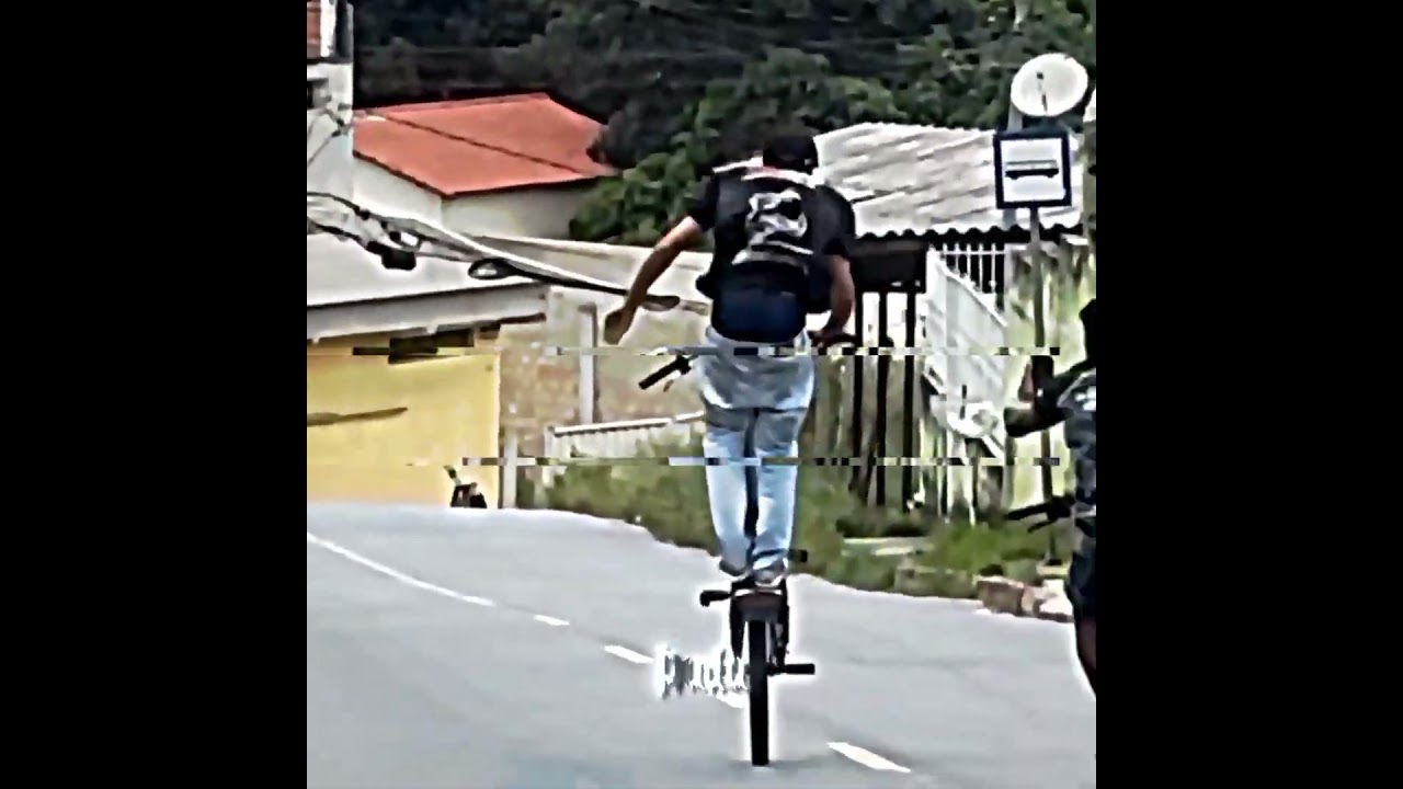 Ele mandou o grau mais difícil na ladeira #graudebike #shortsviral #edit