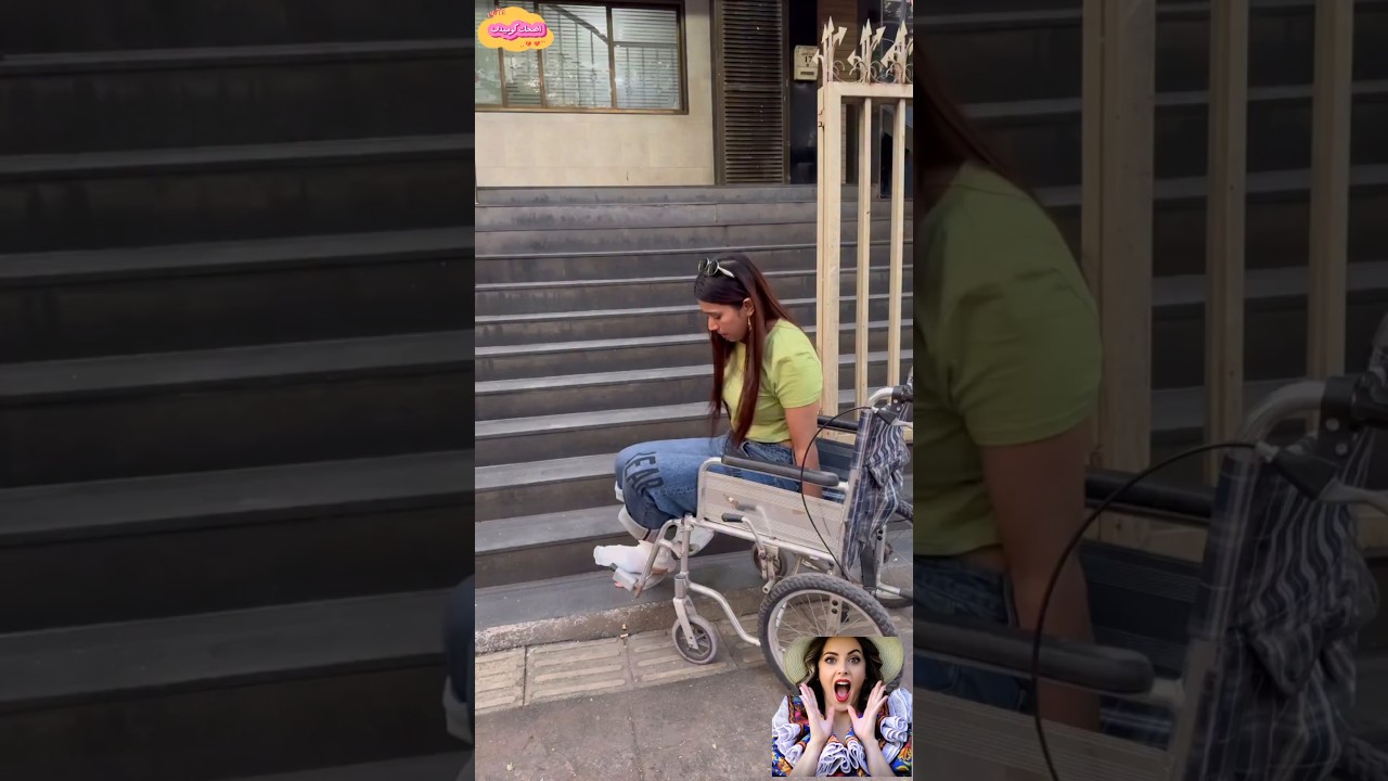 البنت البكماء بعد معاناة صعود الدرج اتصدمت في النهايه😂#اكسبلور #funny #كوميديات #comedy