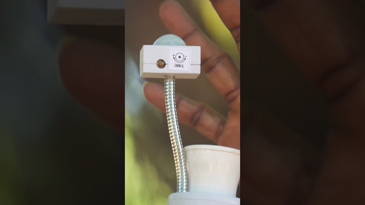 Motion sensor bulb holder 💯🤯 #shorts