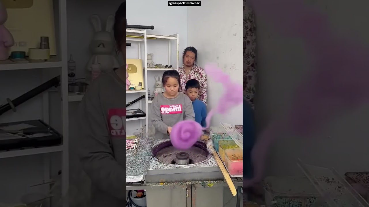 الأب اللي علّم أولاده سر غزل البنات 🍭