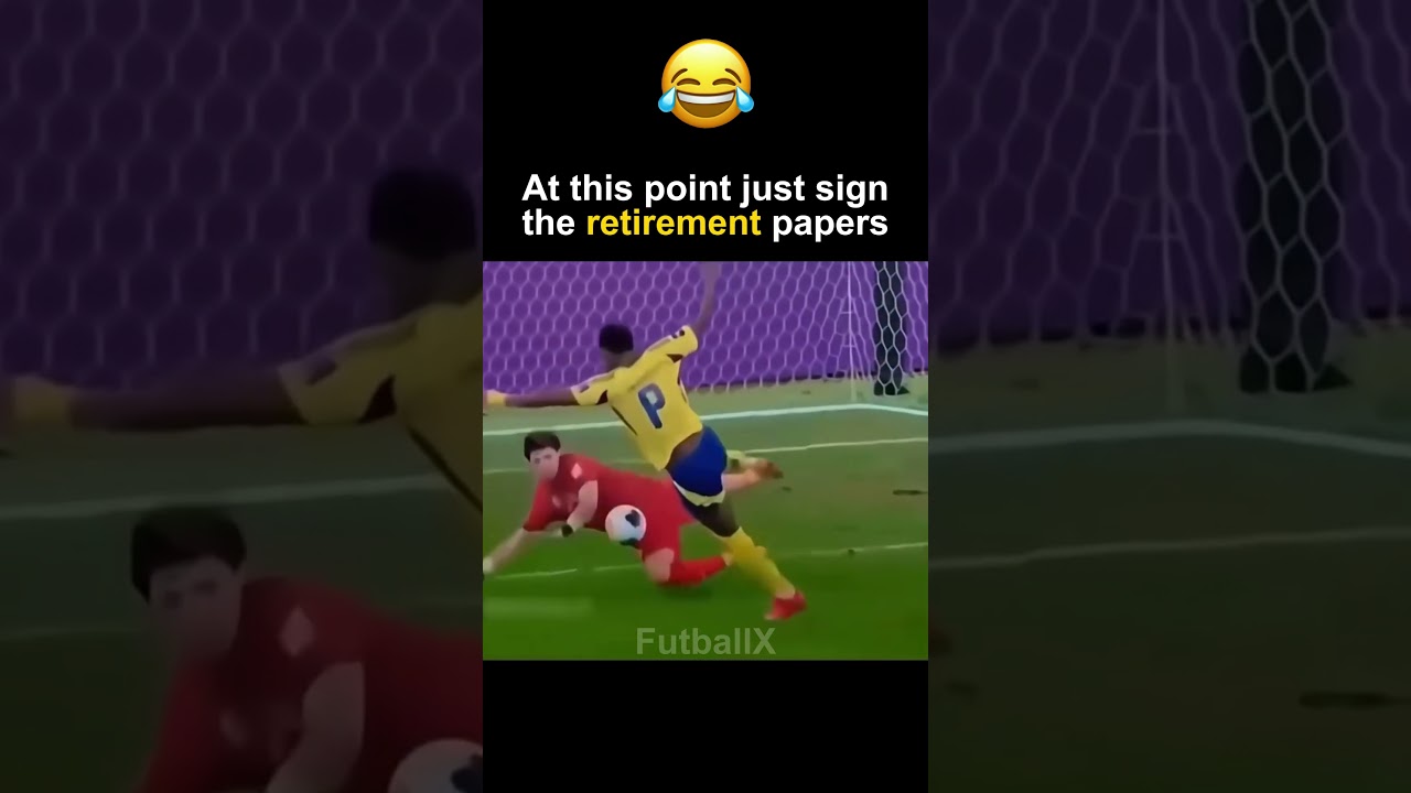 How do you miss twice 😂😂😂  #viral #football #ronaldo #soccer #funny #eafc24 #fifa #worldcup