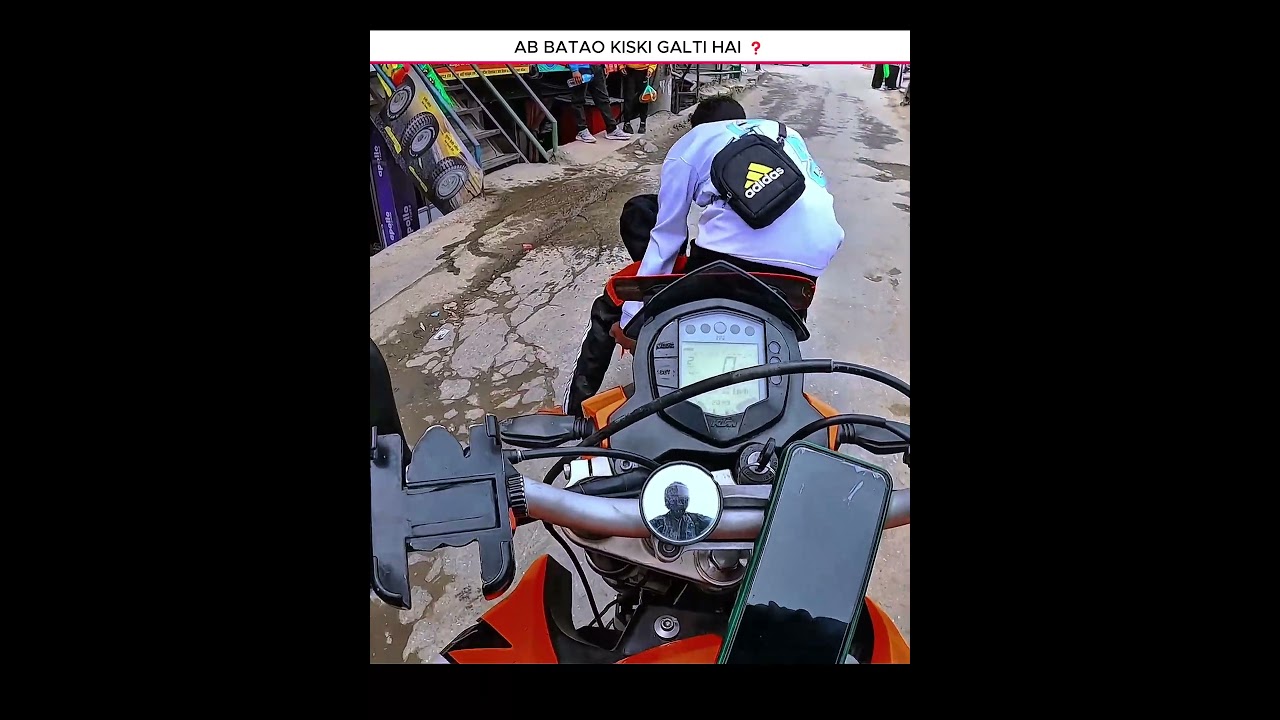 Ab Batao Kiski Galti  Hai Ye ❓😫#motovlog #viral #ytshorts #crash #bikecrashing #emotional #reels