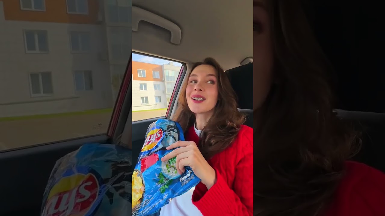 🚙🗑️ Messy Car? Not Anymore! Meet the Mini Trashcan! 🔥 Would you try this?