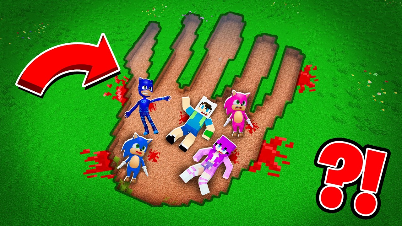 DEV KORKUNÇ AYAK İZLERİ BULDUK 😱 Minecraft