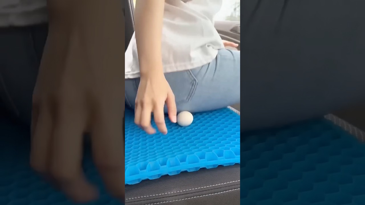 Thiết bị cần thiêt khi ngồi lái xe ô tô🚘🚙🚔 #funny #cute # shorts