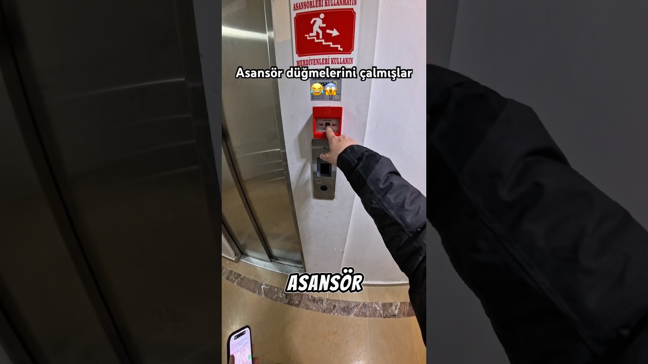 Asansör düğmesi yerine yangın alarmına bastım 😂😱 #shorts #viral #keşfet #motovlog #tiktok #reels