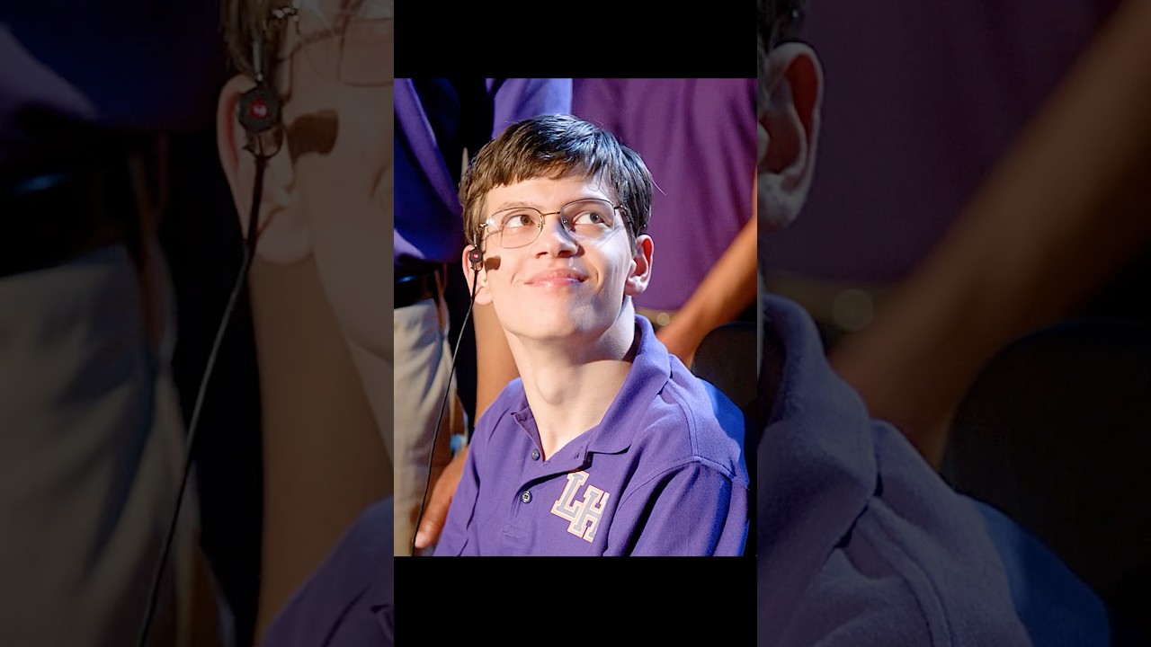 A boy with a disability performs a solo song#shorts