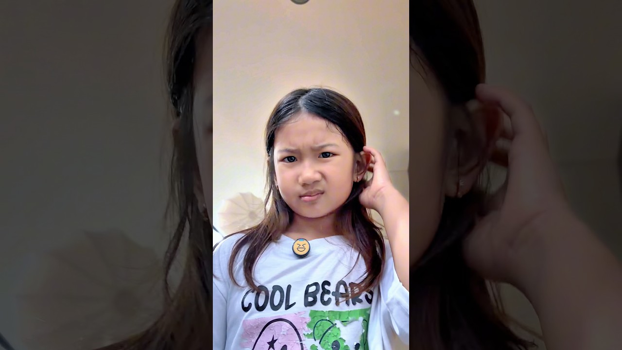 Bingung pakai sendal 😶 #shorts #viral #comedy