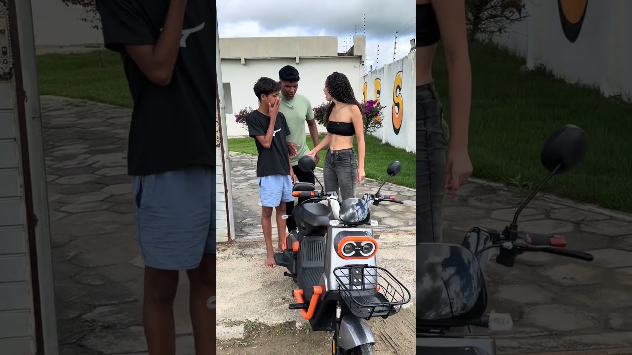 Jogando a moto fora
