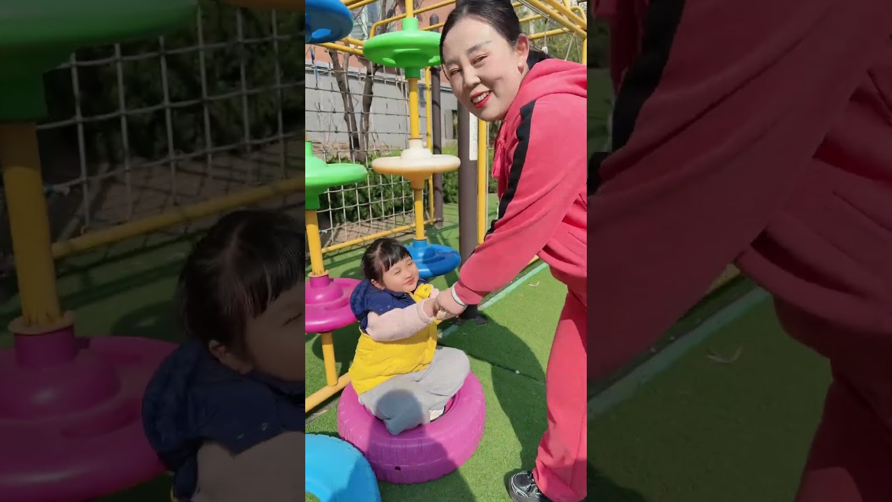 #户外活动童趣时光 #幼儿园里欢乐多 #记录丰富多彩的幼儿园生活 萌娃@抖音小助手