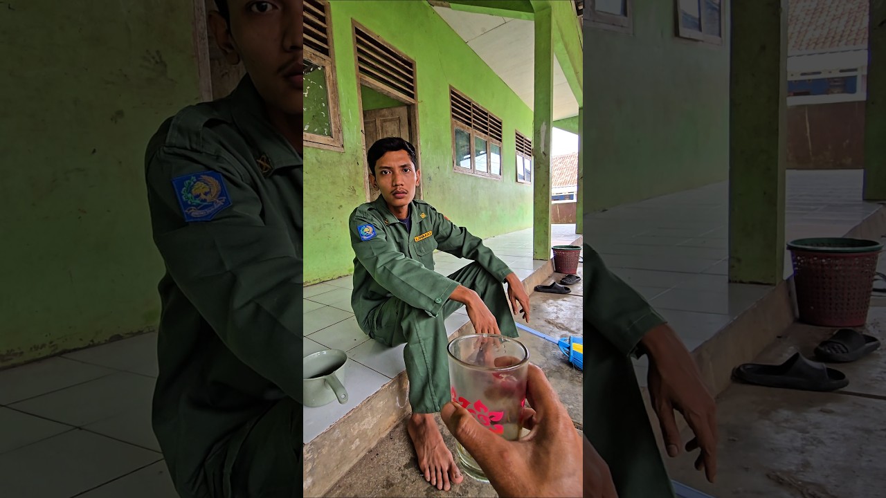 acil kebingungan kenapah kopinya di tumpahin😭