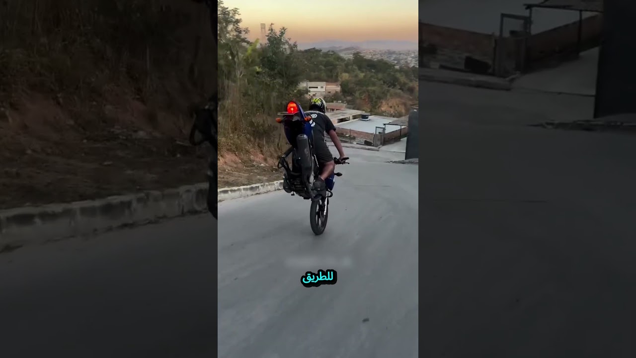 انفصل إطار دراجته على منحدر مرعب.. وشاهد كيف تصرف في ثوانٍ! 🤯