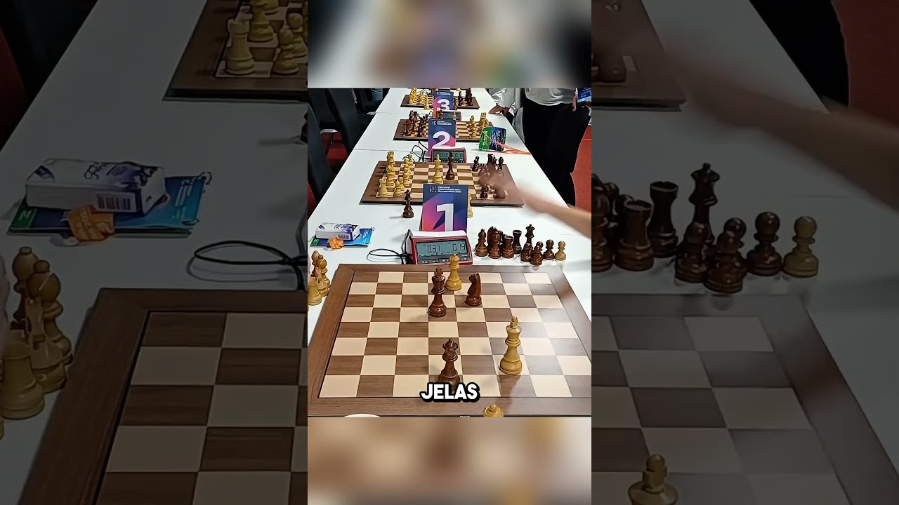 Grandmaster Menuduh Anak Ini Curang, Tapi Kamera Mengungkap Kebenarannya