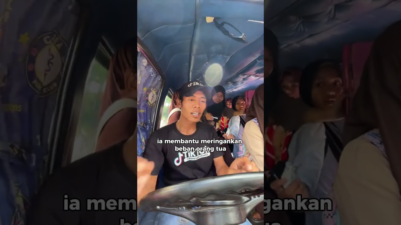 Sopir Angkot Jadi Idola Siswa SD, Aksi Gratisan Bikin Netizen Terharu!