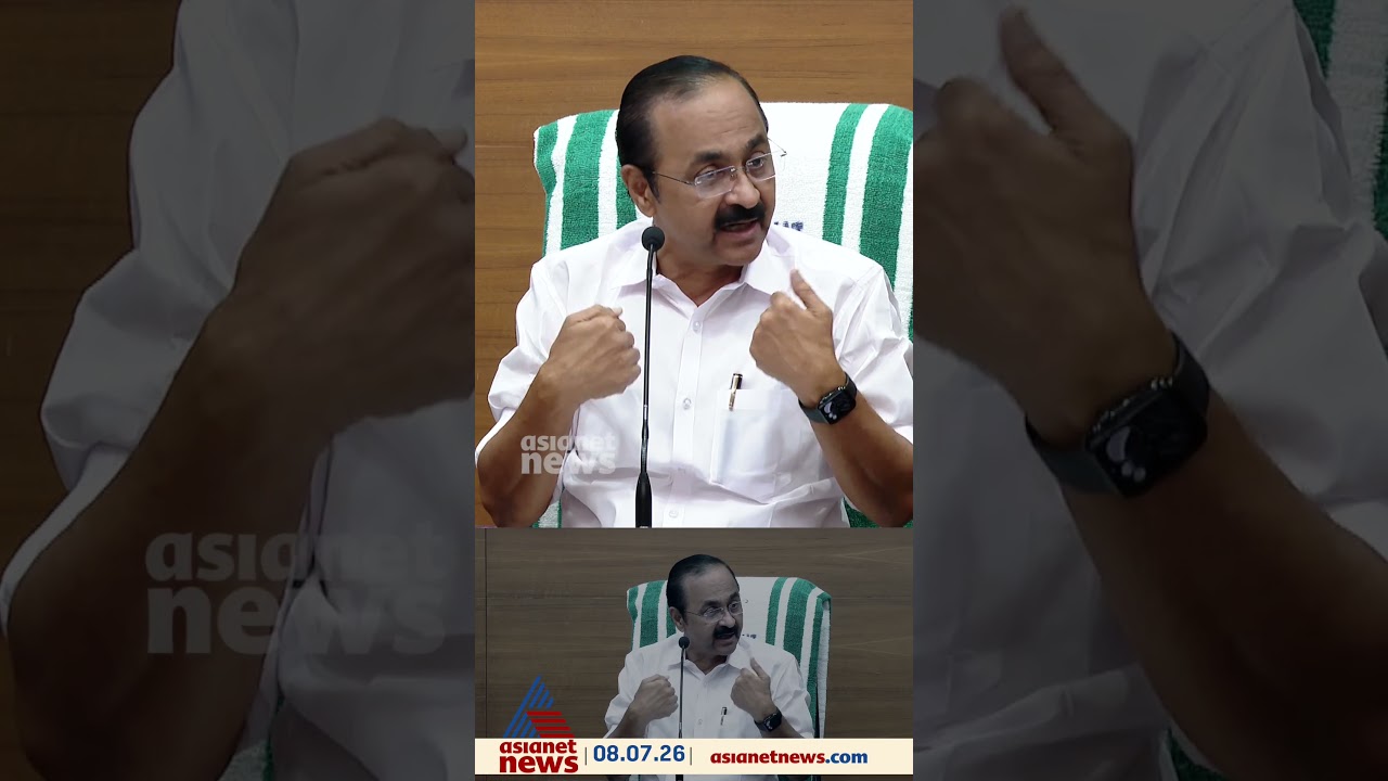 'അഴിമതി നടത്താനാണോ പിണറായി വിജയന്‍ ഐടി വകുപ്പ് എടുത്ത് കൈയില്‍ വെച്ചത്, നമ്മളെ കൊണ്ട് പറയിക്കല്ലേ'