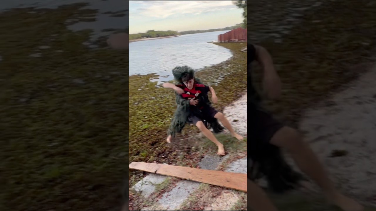 O MONSTRO DO PÂNTANO LEVOU MEU IRMÃO PRAS PROFUNDEZAS