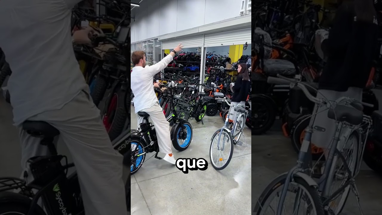 Ele conseguiu uma bicicleta novinha!!