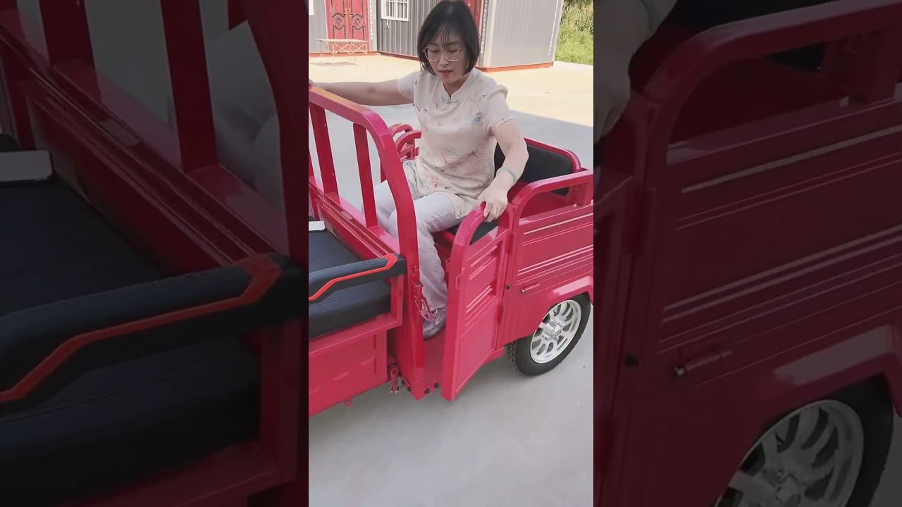 triciclo elétrico da China carrega uma tonelada e duas pessoas