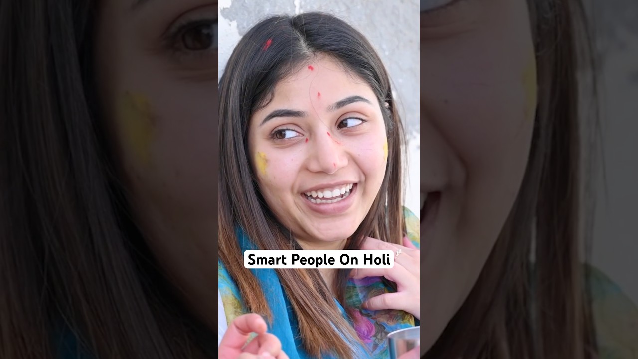 Smart People On Holi