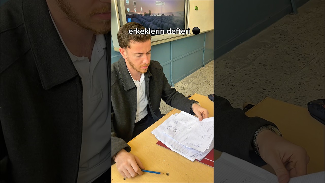 sizde de böyle mi ahhshahshahs ...#öğretmen #öğrenci #mizah #komik #keşfet ç