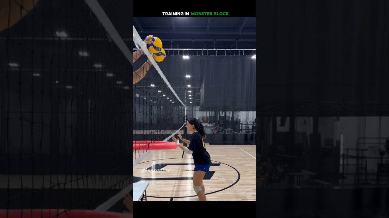 Training in Monster Block ☠️🗿 {subscribe} #volleyball # #algorithm  #viralvideo #volleyballworld