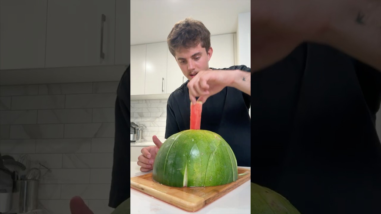 How to cut a watermelon
